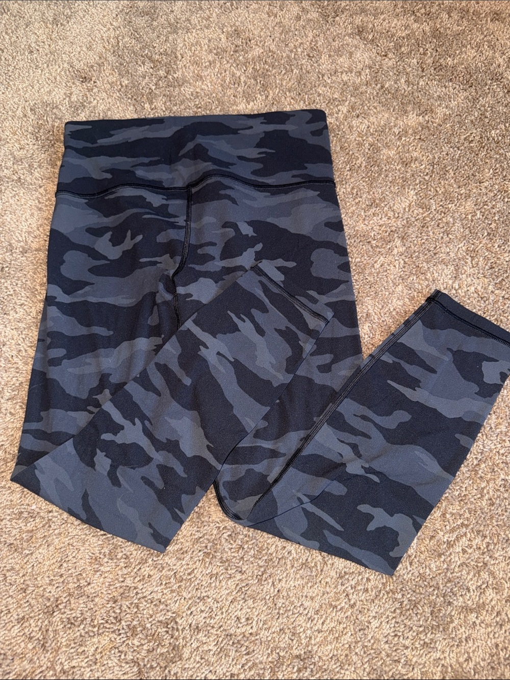Athleta black and grey camo leggings